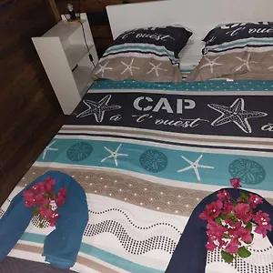 Hébergement de vacances Bungalow Familiale
